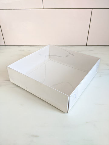 Gloss White Luxury Clear Lid Box (24cm x 24cm x 7cm)