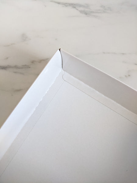 Gloss White Luxury Clear Lid Box (24cm x 24cm x 7cm)